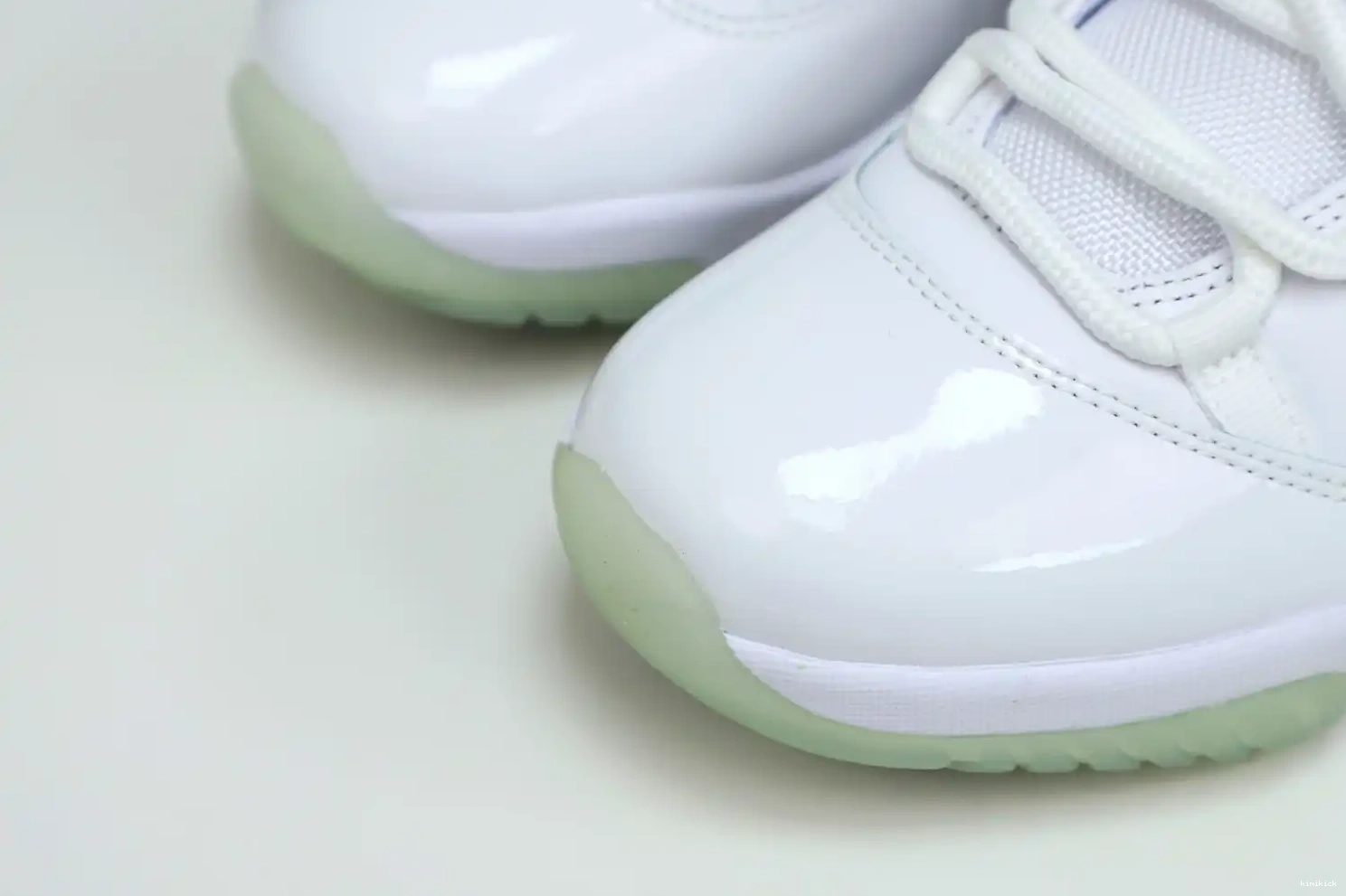 Kimikick LOW RETRO JORDAN LEGEND AIR 11 BLUE 0622